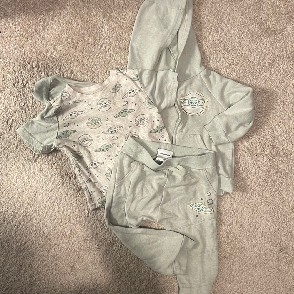 StarWars Baby Yoda Matching Set 24M